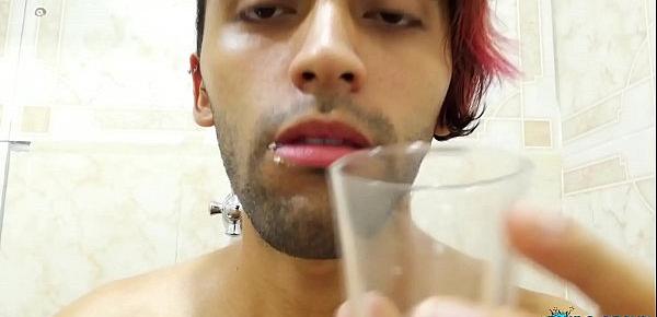  Filling a cup with spit and Jerking off with it until I cum - Camilo Brown